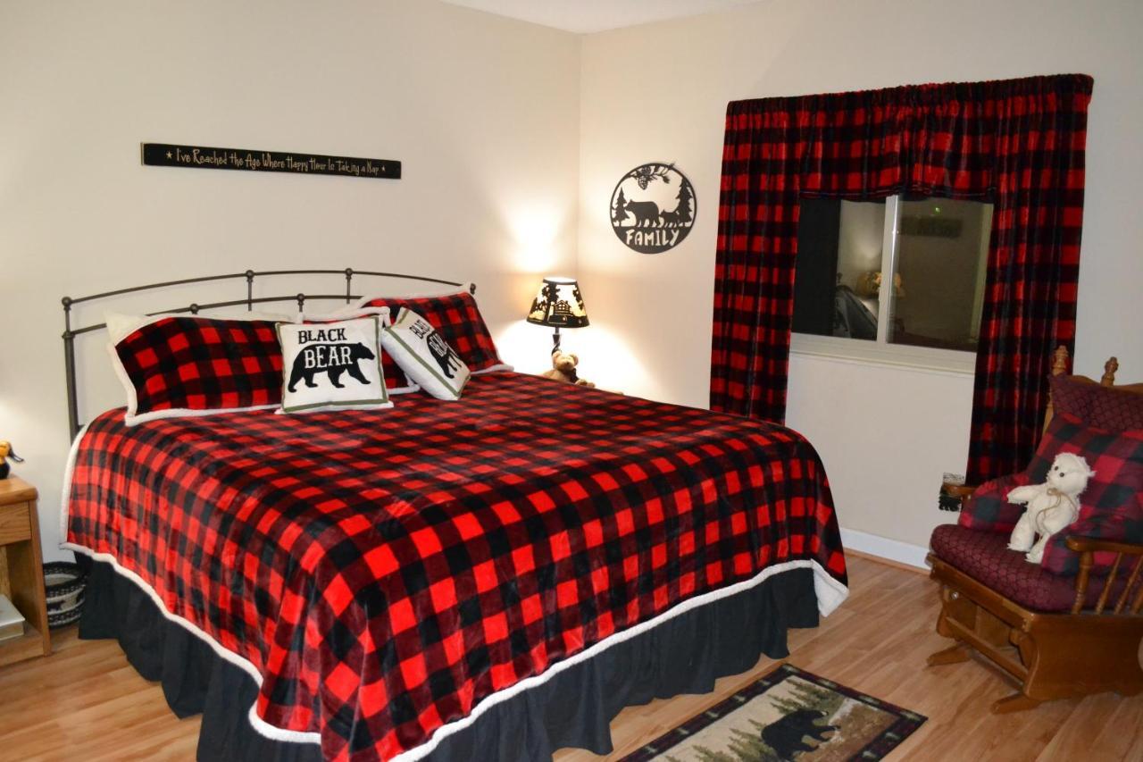 River Place #407 2bd